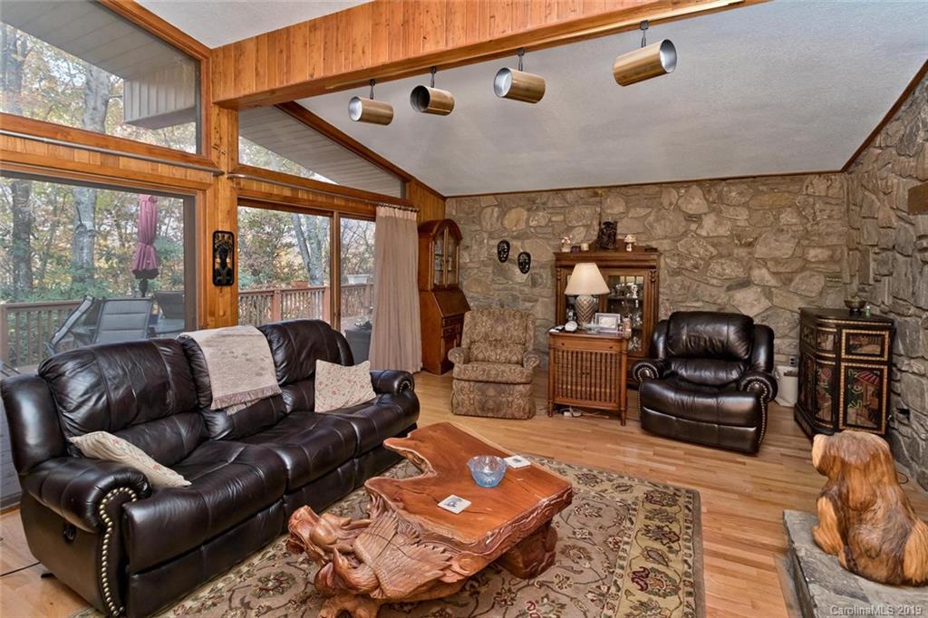 360 Hunt Estates Drive Waynesville NC 28786