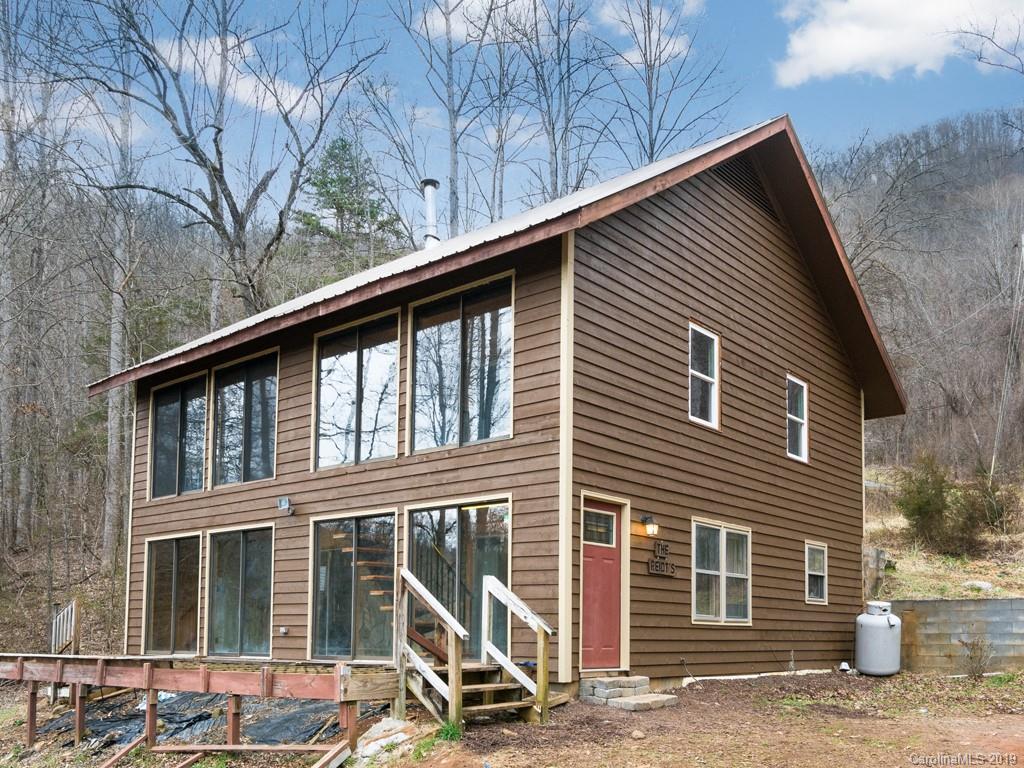 323 Black Mountain Road Cullowhee NC 28723