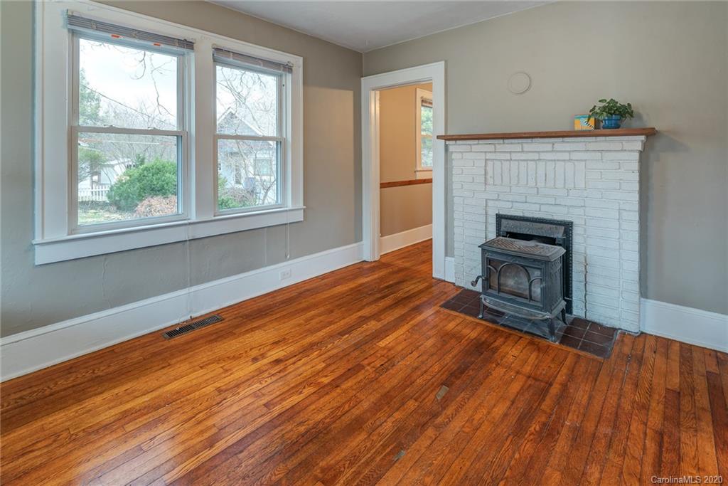 114 Richmond Avenue Asheville NC 28806