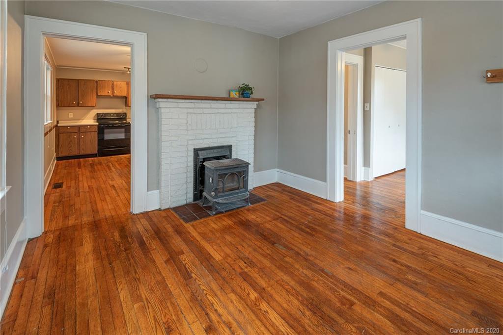 114 Richmond Avenue Asheville NC 28806