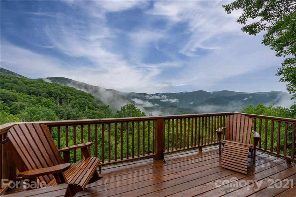 332 Falcon Crest Loop Maggie Valley NC 28751
