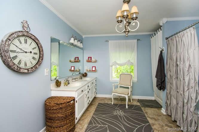 36 Sweetbriar Court Asheville NC 28803