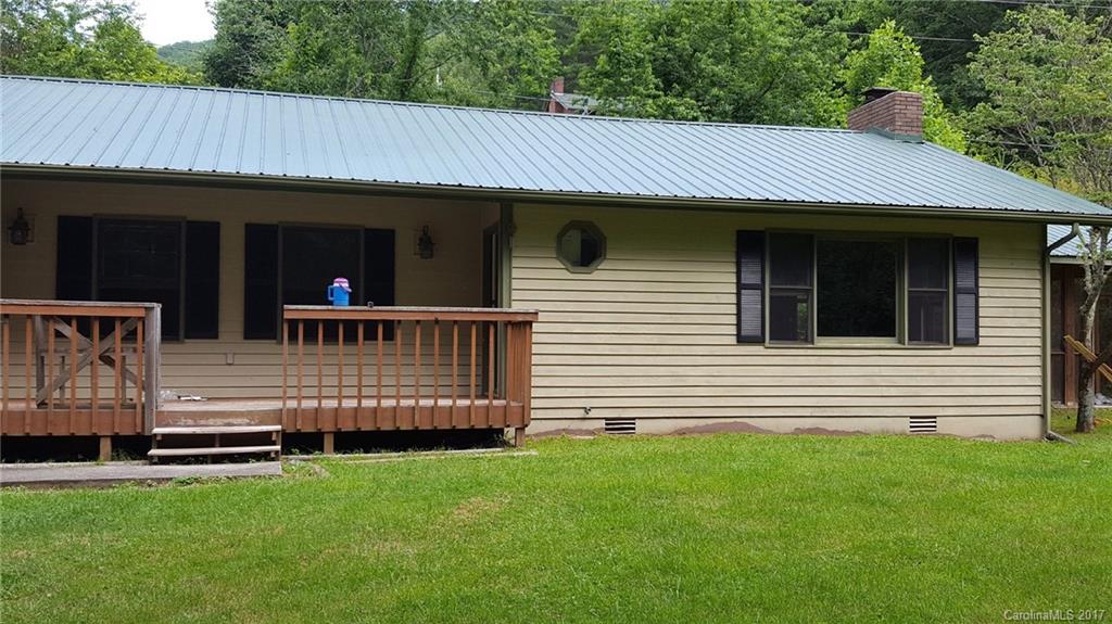 8 Newman Drive Brevard NC 28712