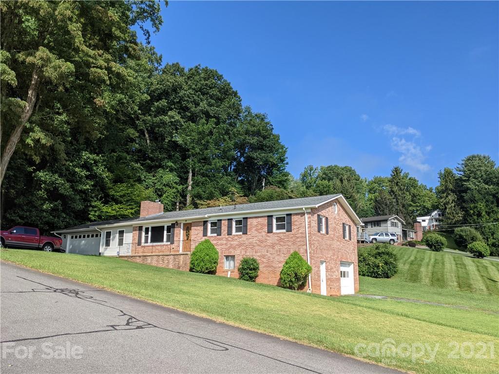 78 Flint Street Waynesville NC 28786