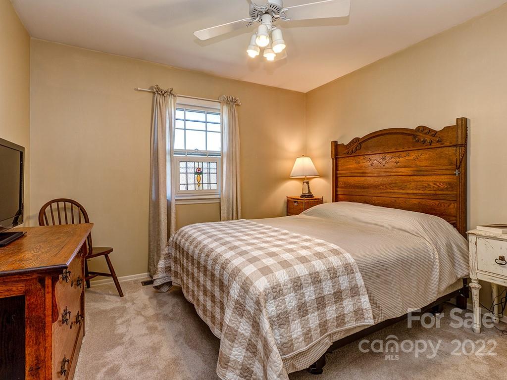 8059 Regent Park Lane Charlotte NC 28210