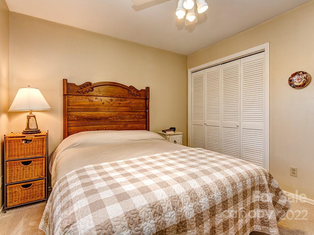 8059 Regent Park Lane Charlotte NC 28210