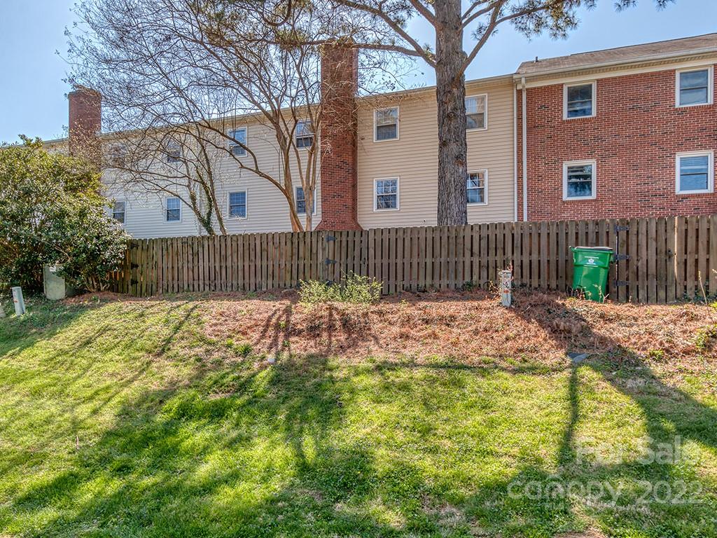8059 Regent Park Lane Charlotte NC 28210
