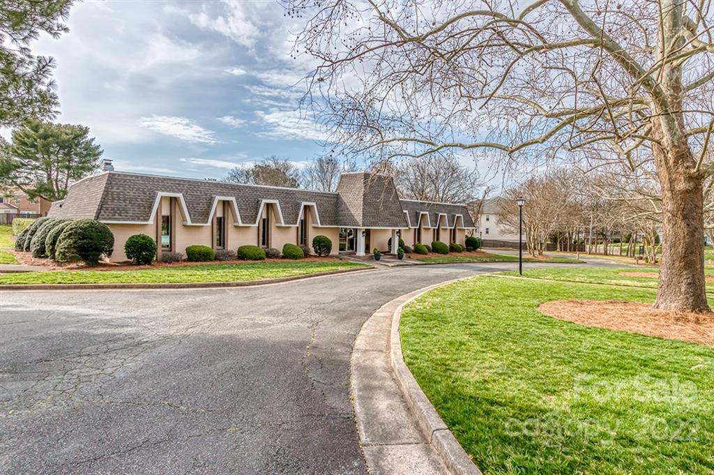 8059 Regent Park Lane Charlotte NC 28210