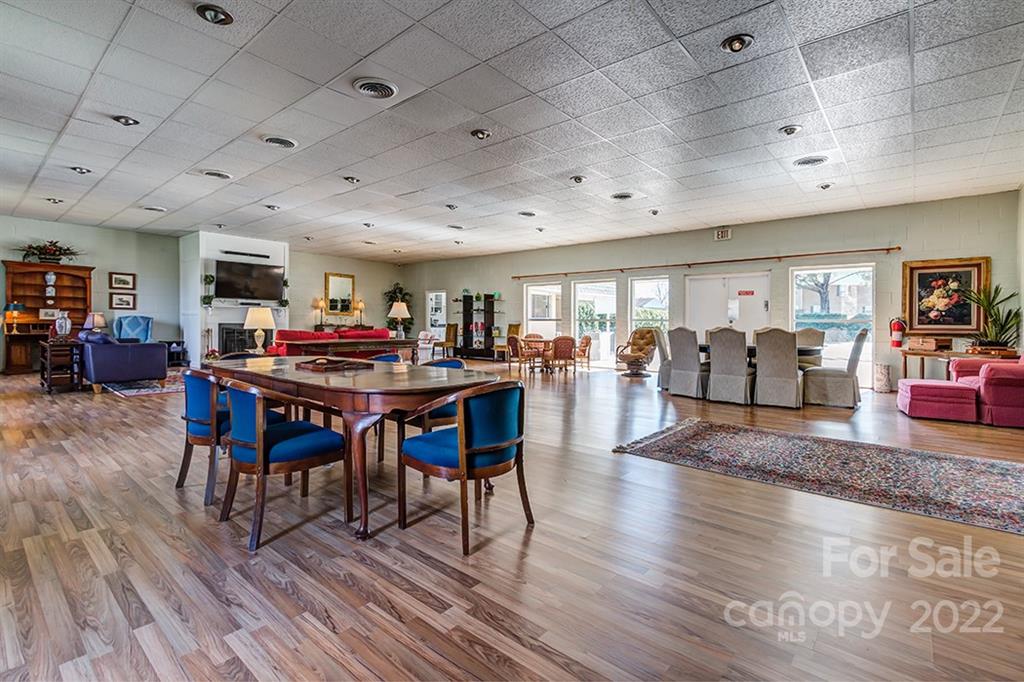 8059 Regent Park Lane Charlotte NC 28210