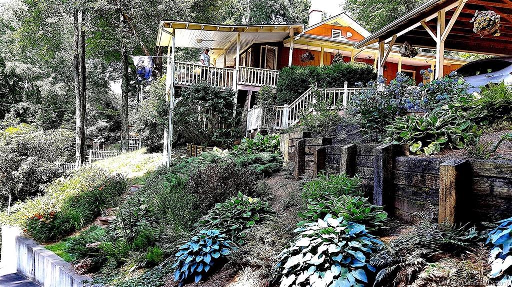 202 Highlands Loop Maggie Valley NC 28751