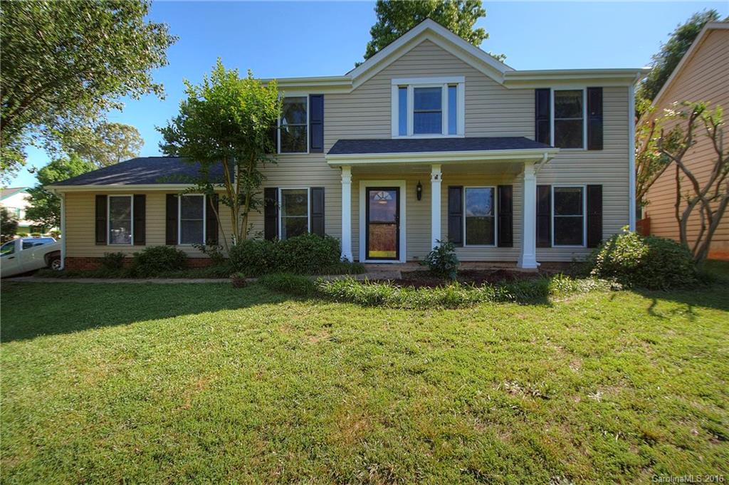 12501 Woodside Falls Road Pineville NC 28134