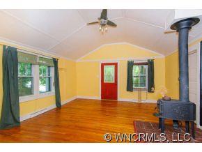 102 Hayes Cove Road Leicester NC 28748