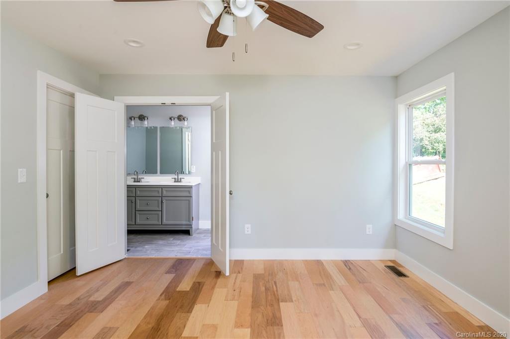 18 Floyd Miller Road Candler NC 28715