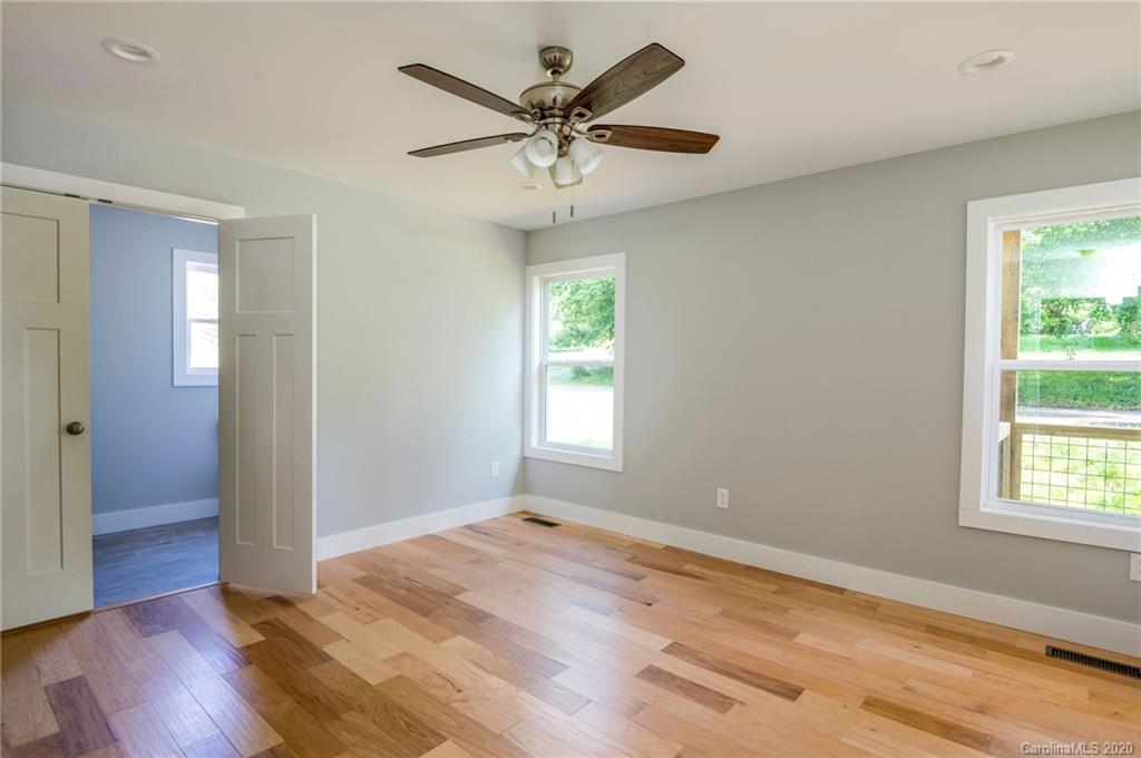 18 Floyd Miller Road Candler NC 28715