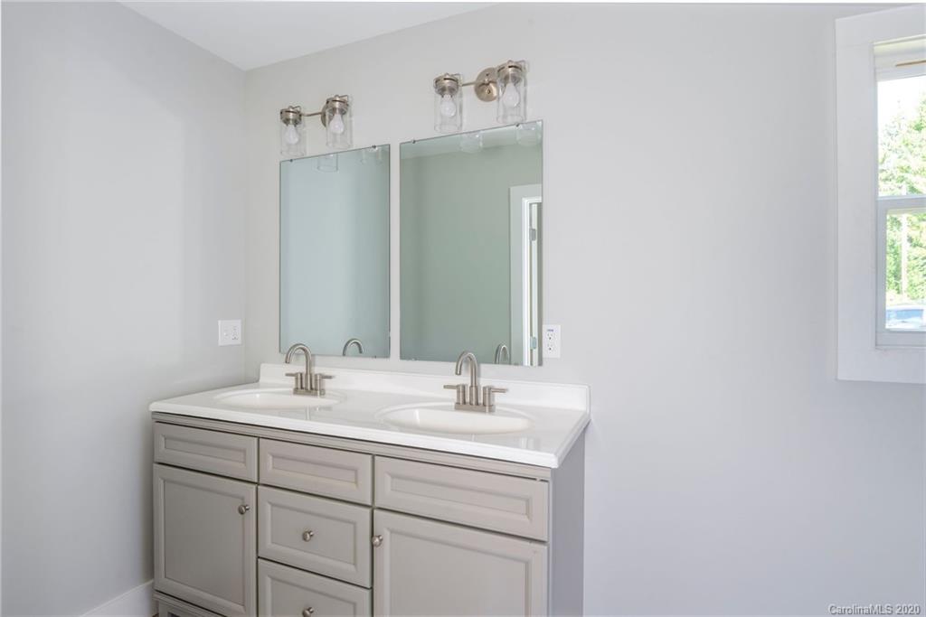 18 Floyd Miller Road Candler NC 28715