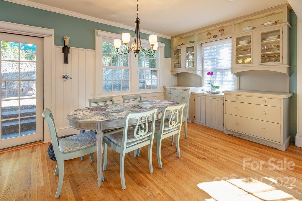 30 Warwick Road Asheville NC 28803