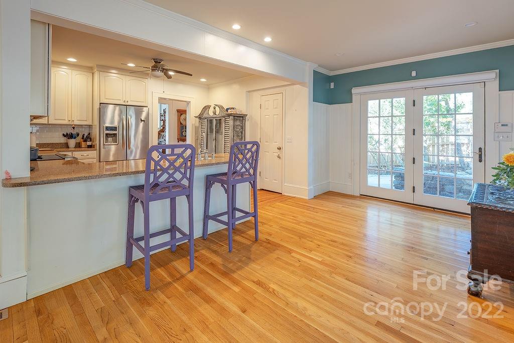 30 Warwick Road Asheville NC 28803