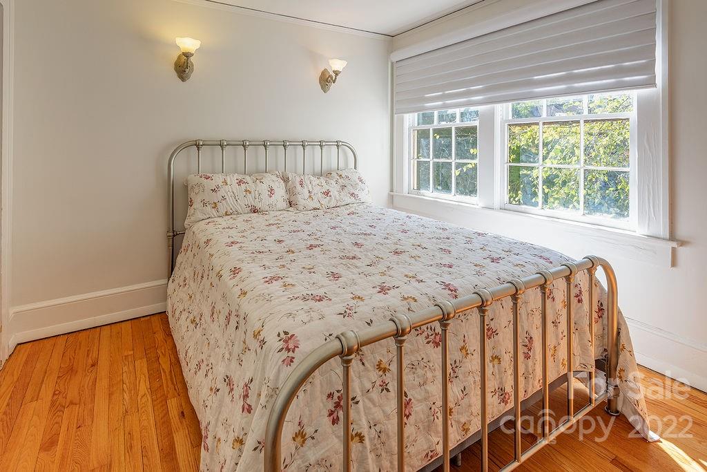 30 Warwick Road Asheville NC 28803