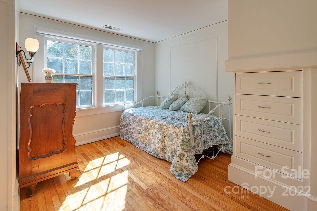 30 Warwick Road Asheville NC 28803