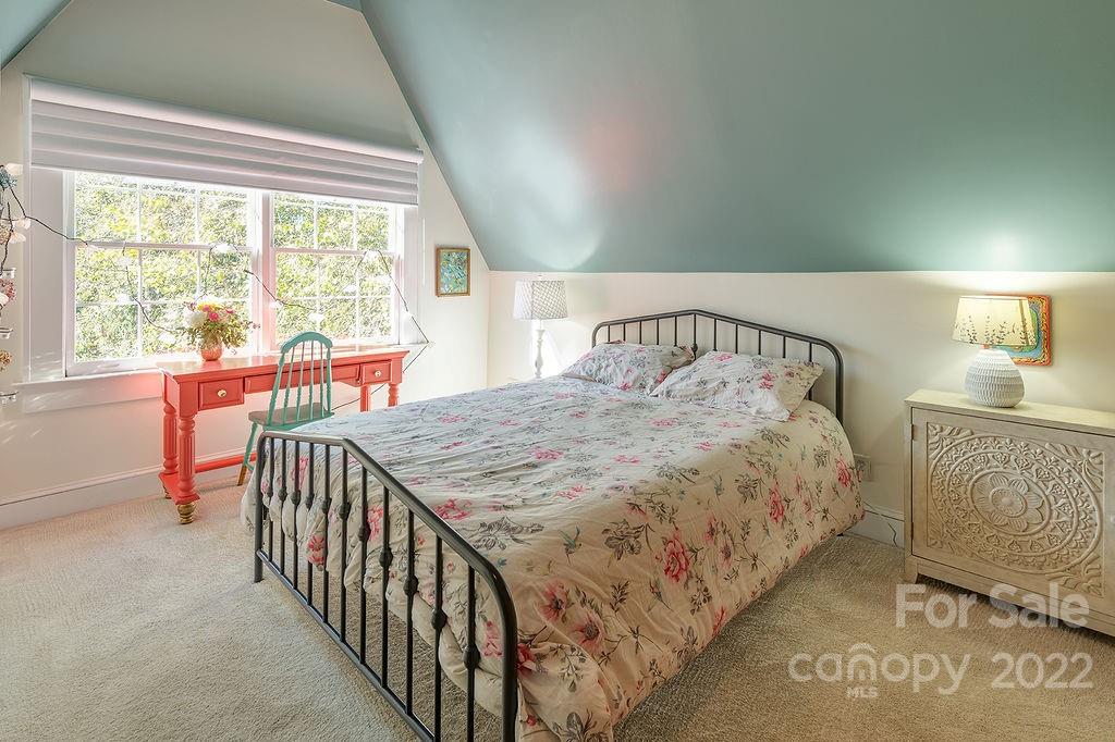 30 Warwick Road Asheville NC 28803