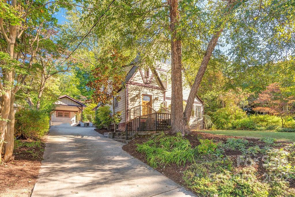 30 Warwick Road Asheville NC 28803