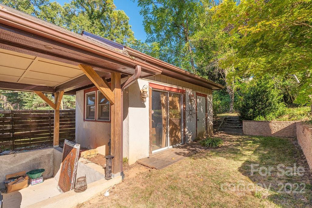 30 Warwick Road Asheville NC 28803