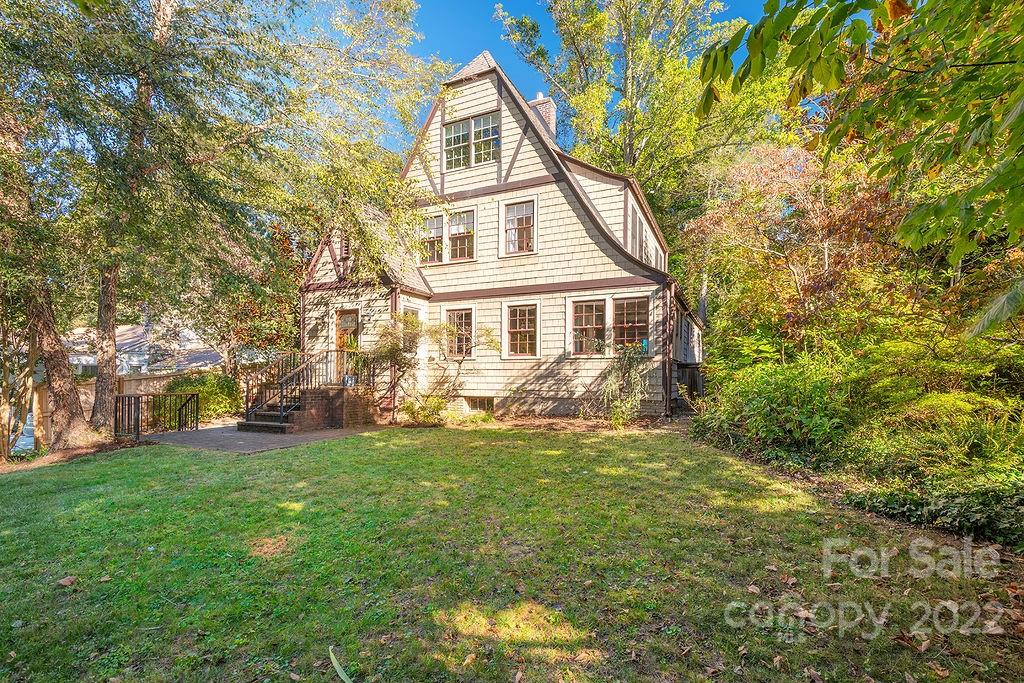 30 Warwick Road Asheville NC 28803