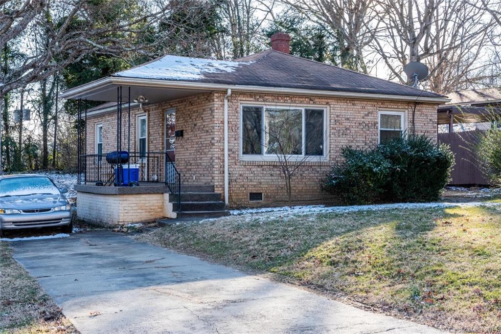 14 Wilburn Road Asheville NC 28806