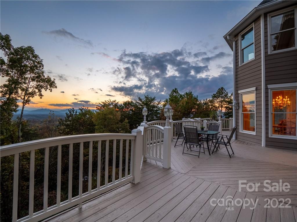 9 Perrion Avenue Weaverville NC 28787