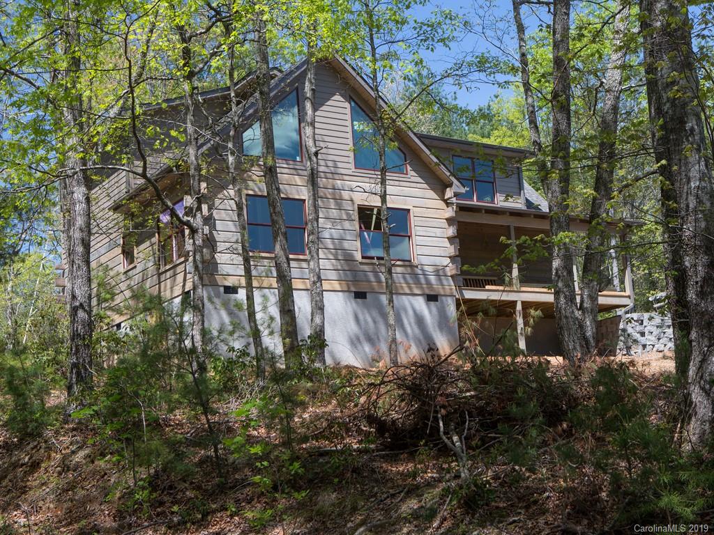 24 Hunters View Drive Mills River NC 28759