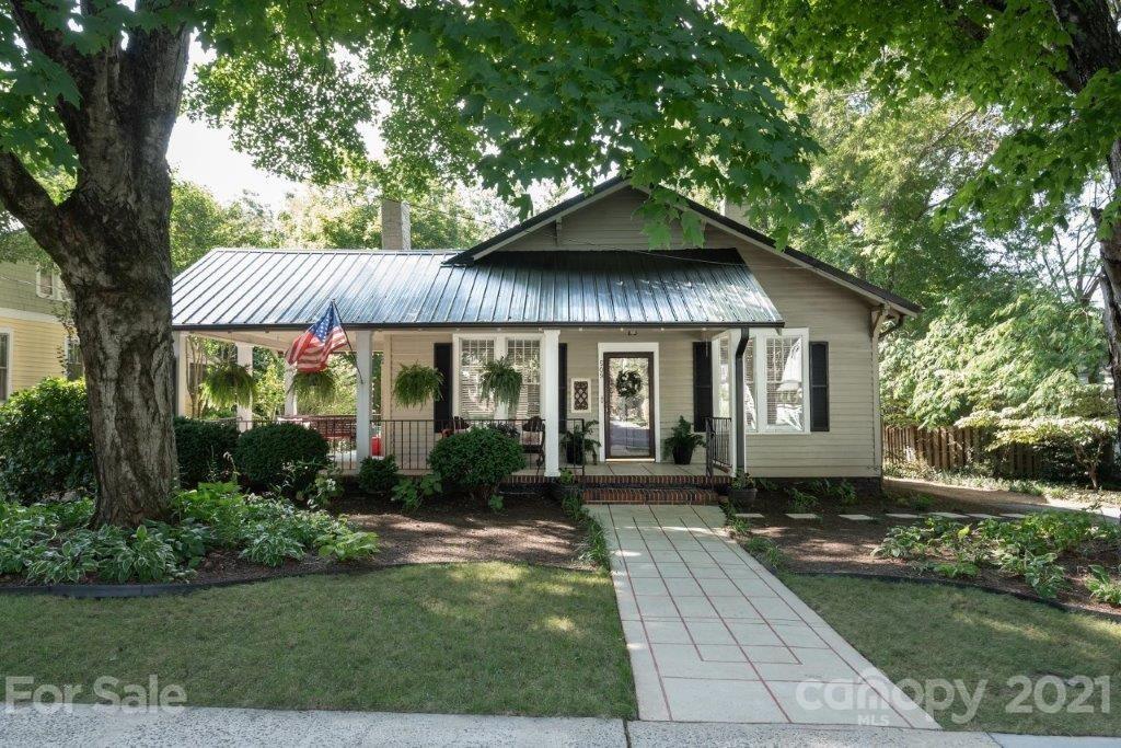 509 W 8th Street Newton NC 28658