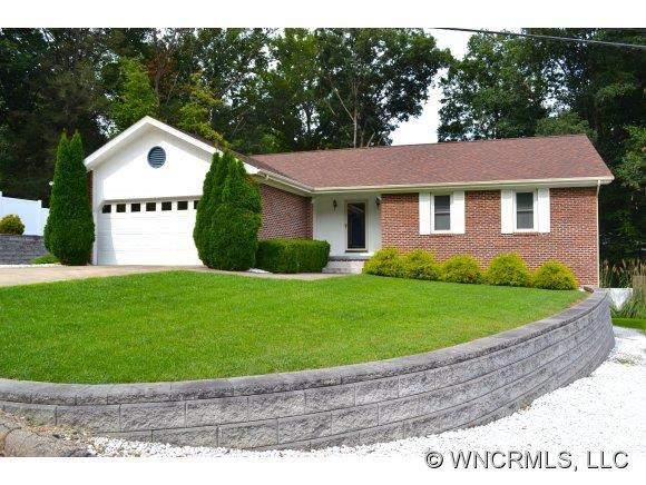 846 Woodfield Drive Waynesville NC 28786