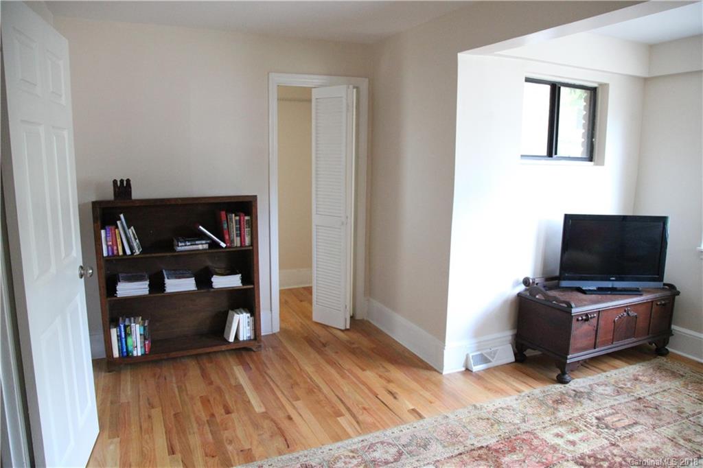 28 Nebraska Street Asheville NC 28806