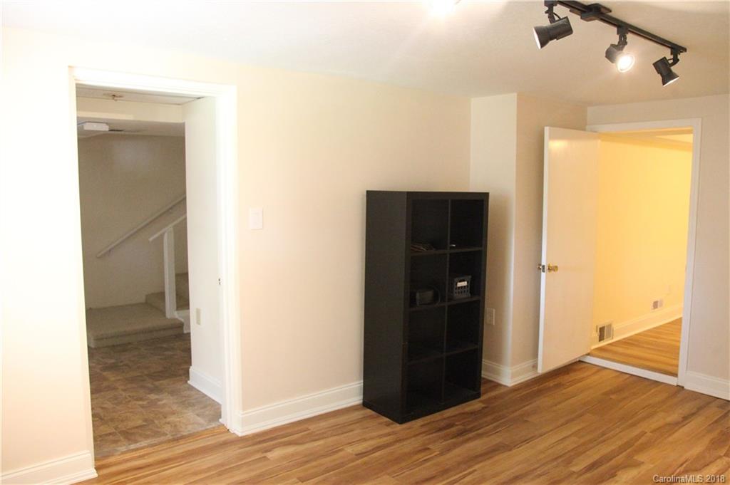 28 Nebraska Street Asheville NC 28806