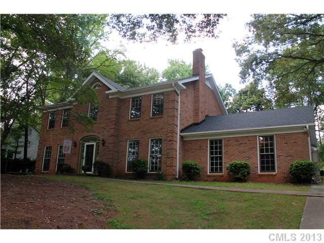 9724 Whitethorn Drive Charlotte NC 28277