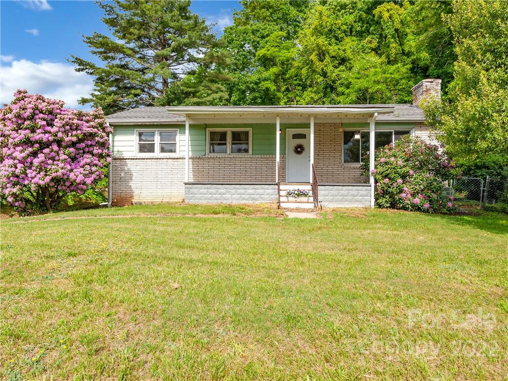 76 Hughes Road Waynesville NC 28786