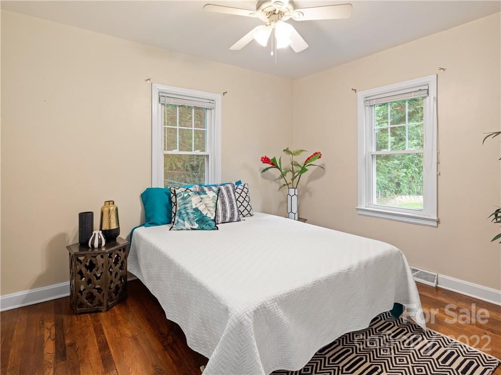 102 Moody Avenue Candler NC 28715