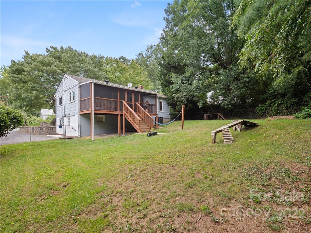 102 Moody Avenue Candler NC 28715