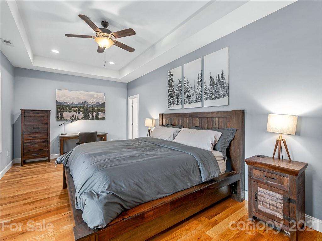 219 Courtland Place Asheville NC 28801