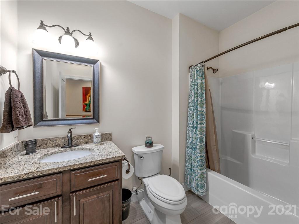 219 Courtland Place Asheville NC 28801