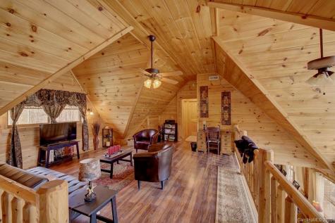 1133 High Peak Drive Burnsville NC 28740
