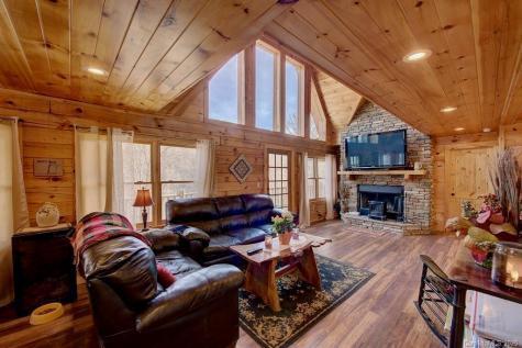1133 High Peak Drive Burnsville NC 28740