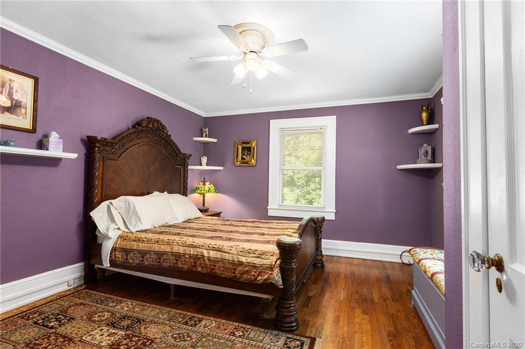 26 Aurora Drive Asheville NC 28805