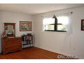 6 Green Valley Court Asheville NC 28806