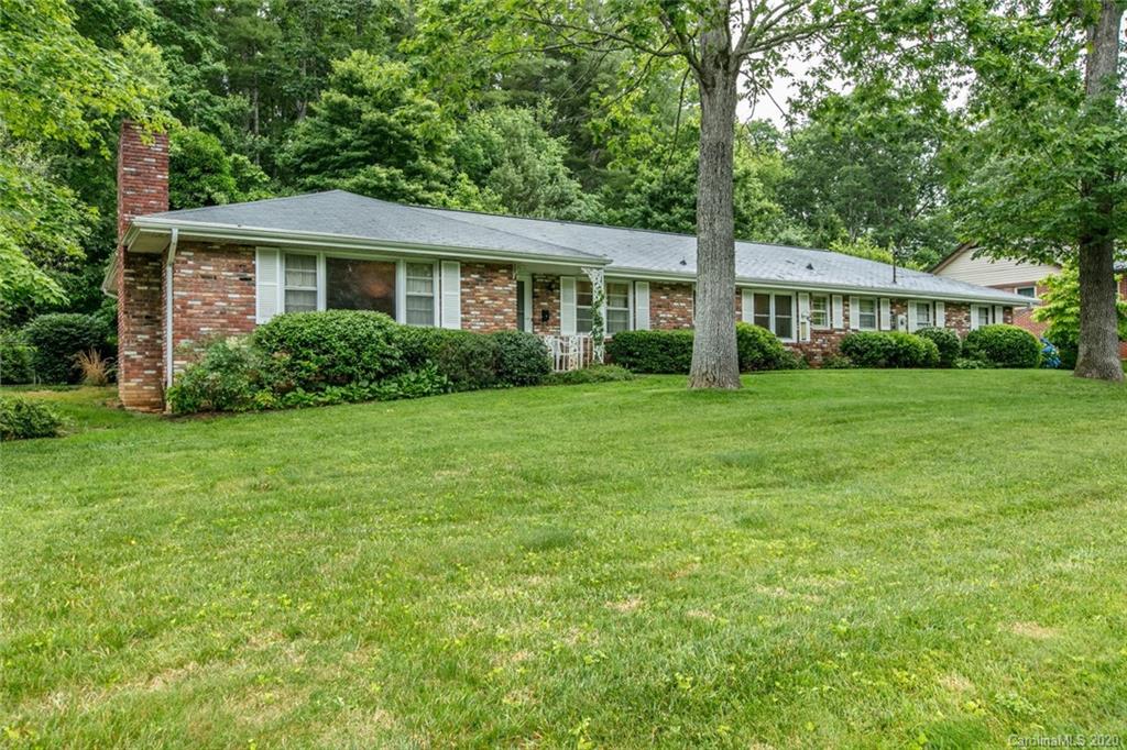 15 Stancliff Drive Asheville NC 28803