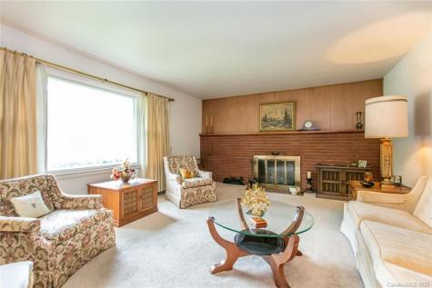 15 Stancliff Drive Asheville NC 28803