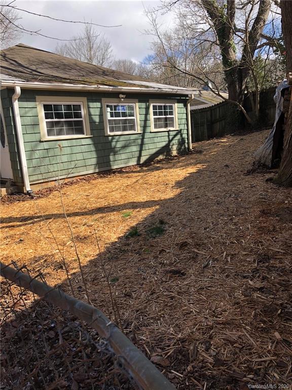 15 Irving Street Asheville NC 28804