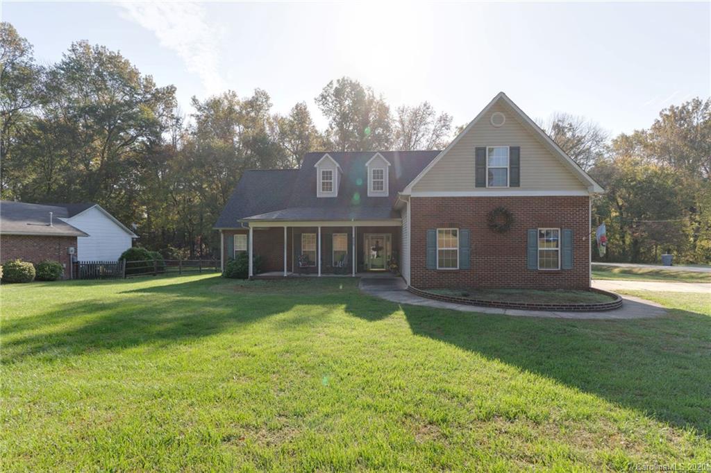 8229 Westbourne Drive Charlotte NC 28216
