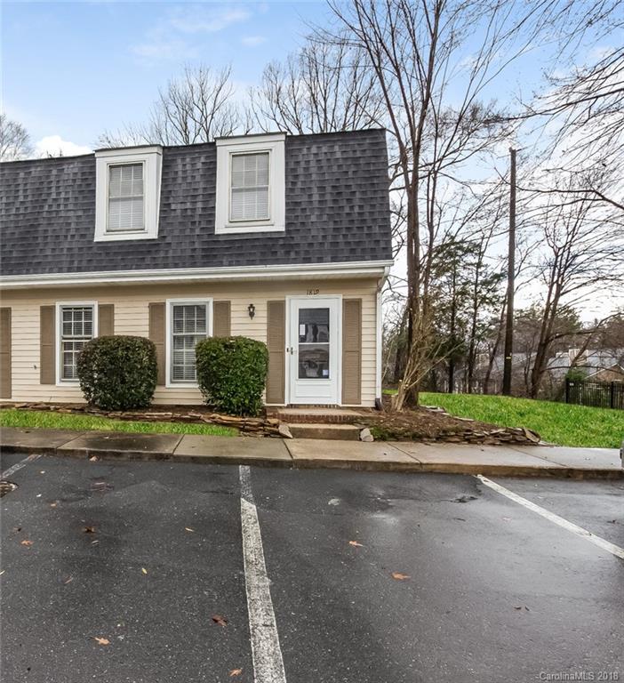 1819 Sabrina Court Charlotte NC 28210