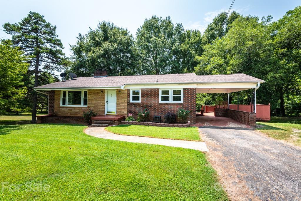 1718 N Rankin Avenue Newton NC 28658